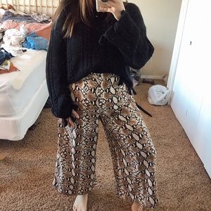 Snakeskin wise leg pants